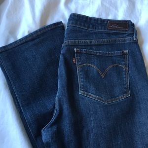 Levi’s Classic Slight Curve Straight Leg Sz 10